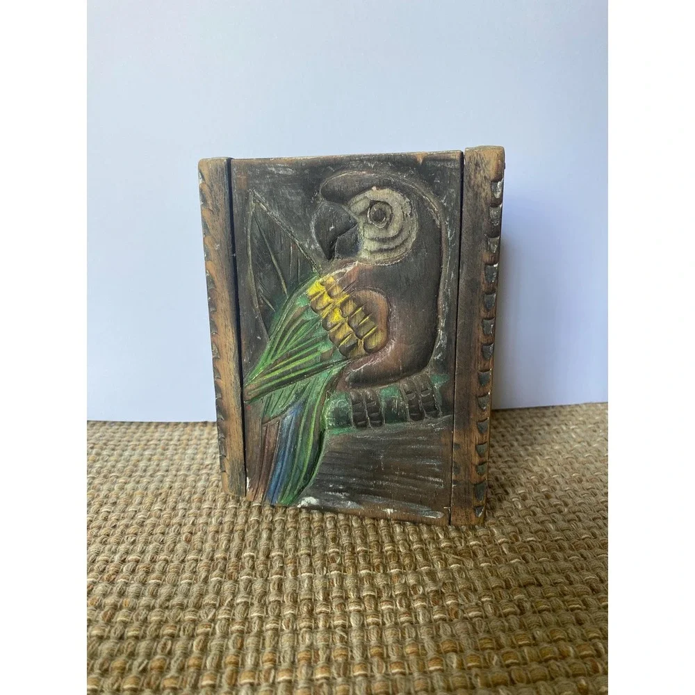 Vintage‎ Hand Carved Wooden Parrot Trinket Box Tropical Folk Art Sliding Lid 6in